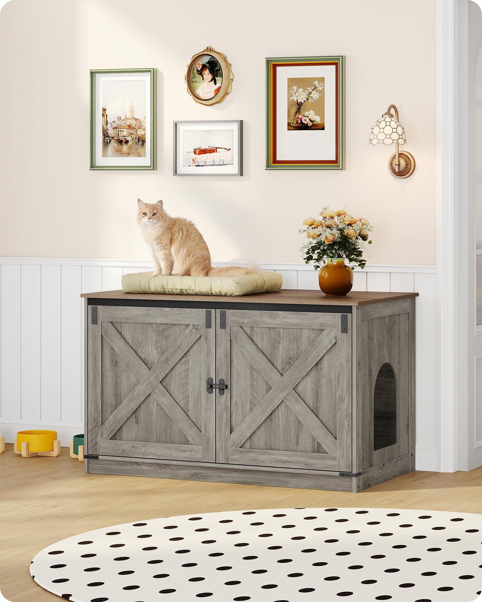 Hzuaneri removable divider adapts interior space for litter box sizes.