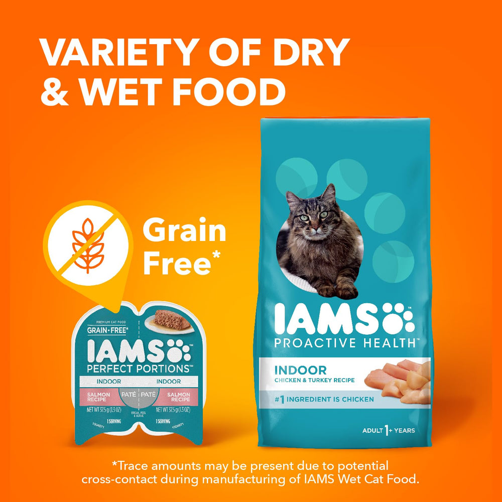 IAMS Perfect Portions Nutrition label closeup communicates complete, balanced nutrition.