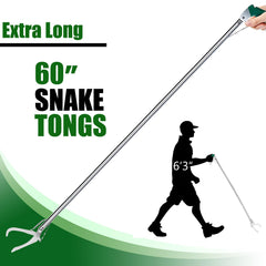 IC ICLOVER Auto-lock snake catcher demonstrates secure grip mechanism.