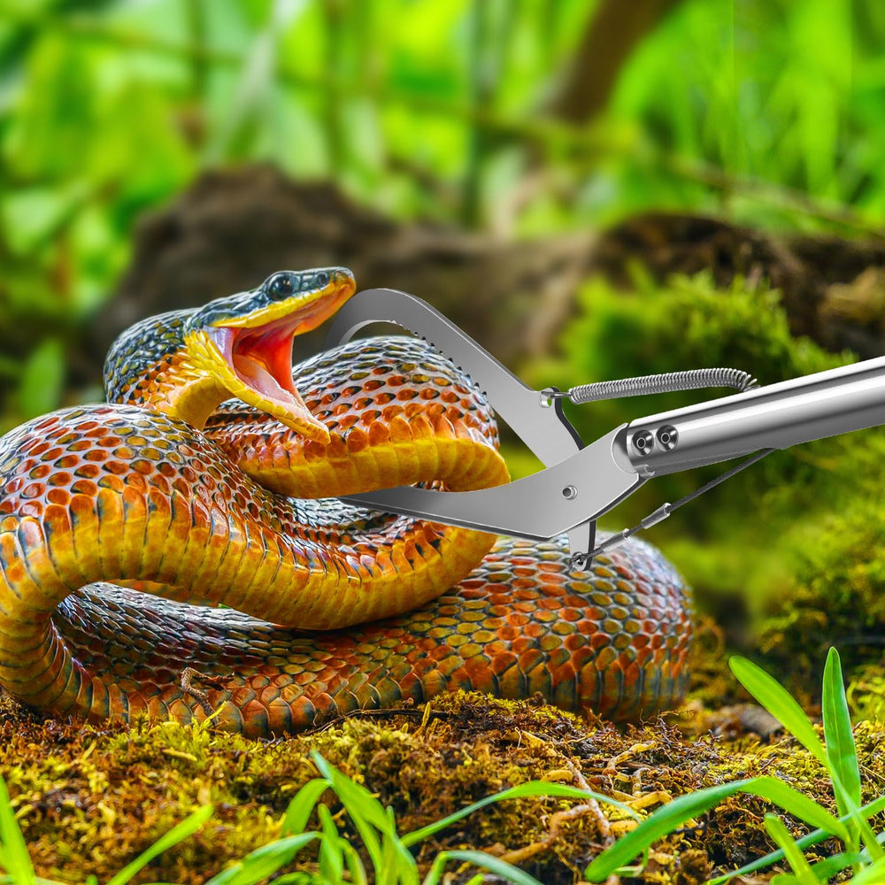 IC ICLOVER Easy release and safe snake relocation with wide reach.