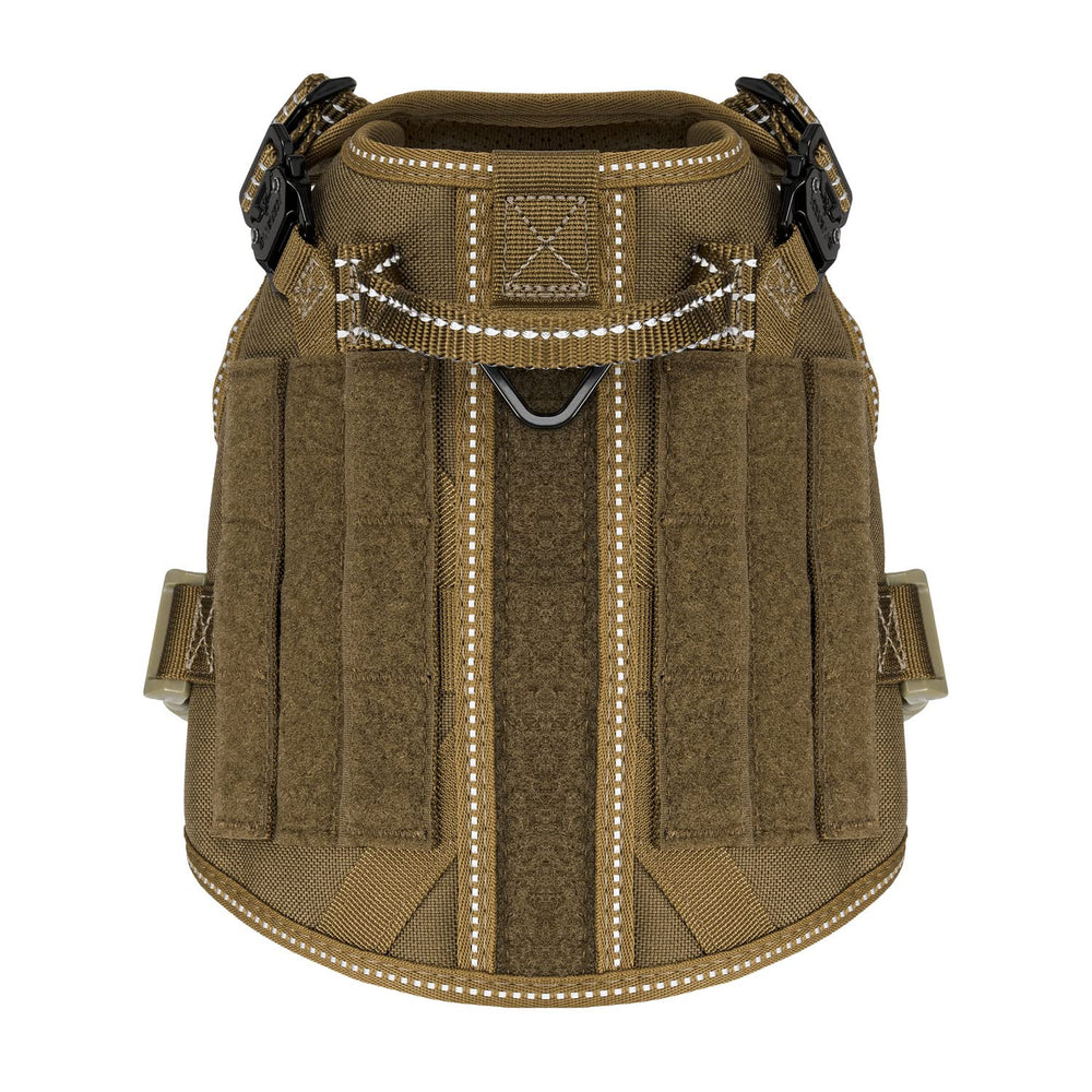 ICEFANG tactical harness close-up of front chest D-ring for anti-pull control.