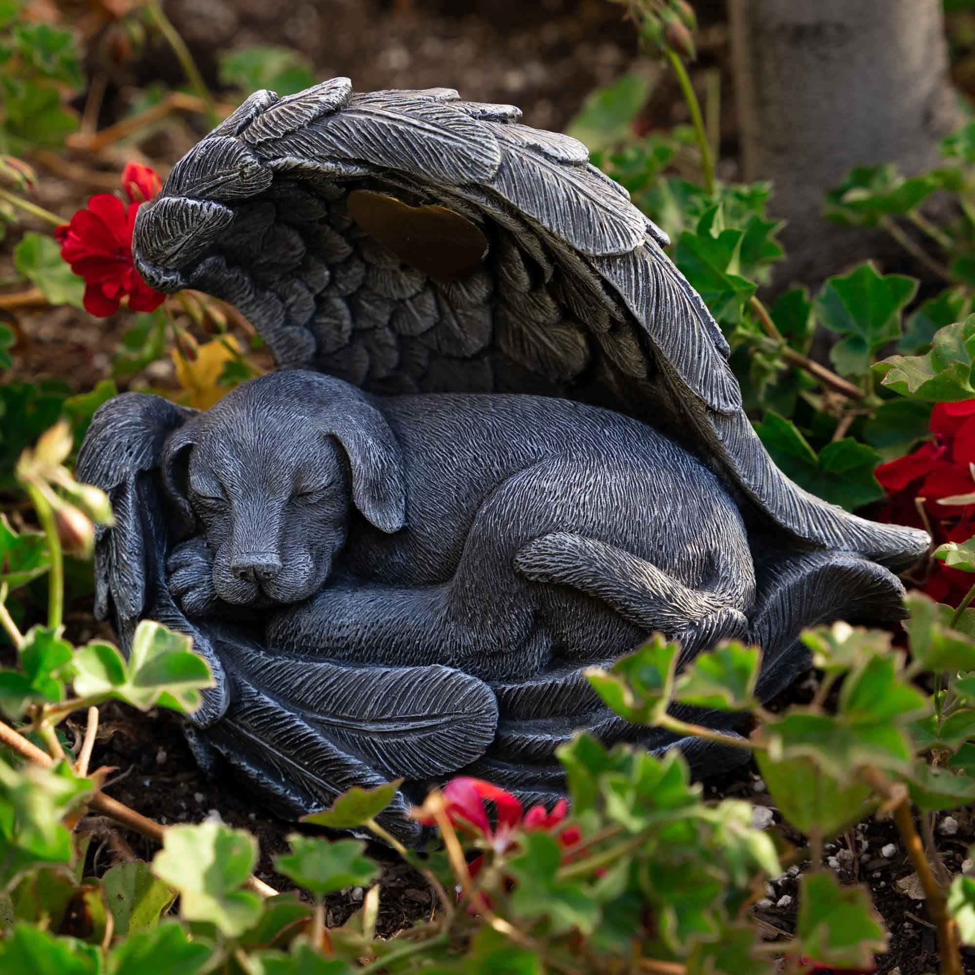 iHeartDogs waterproof design protects ashes during rain and seasons.