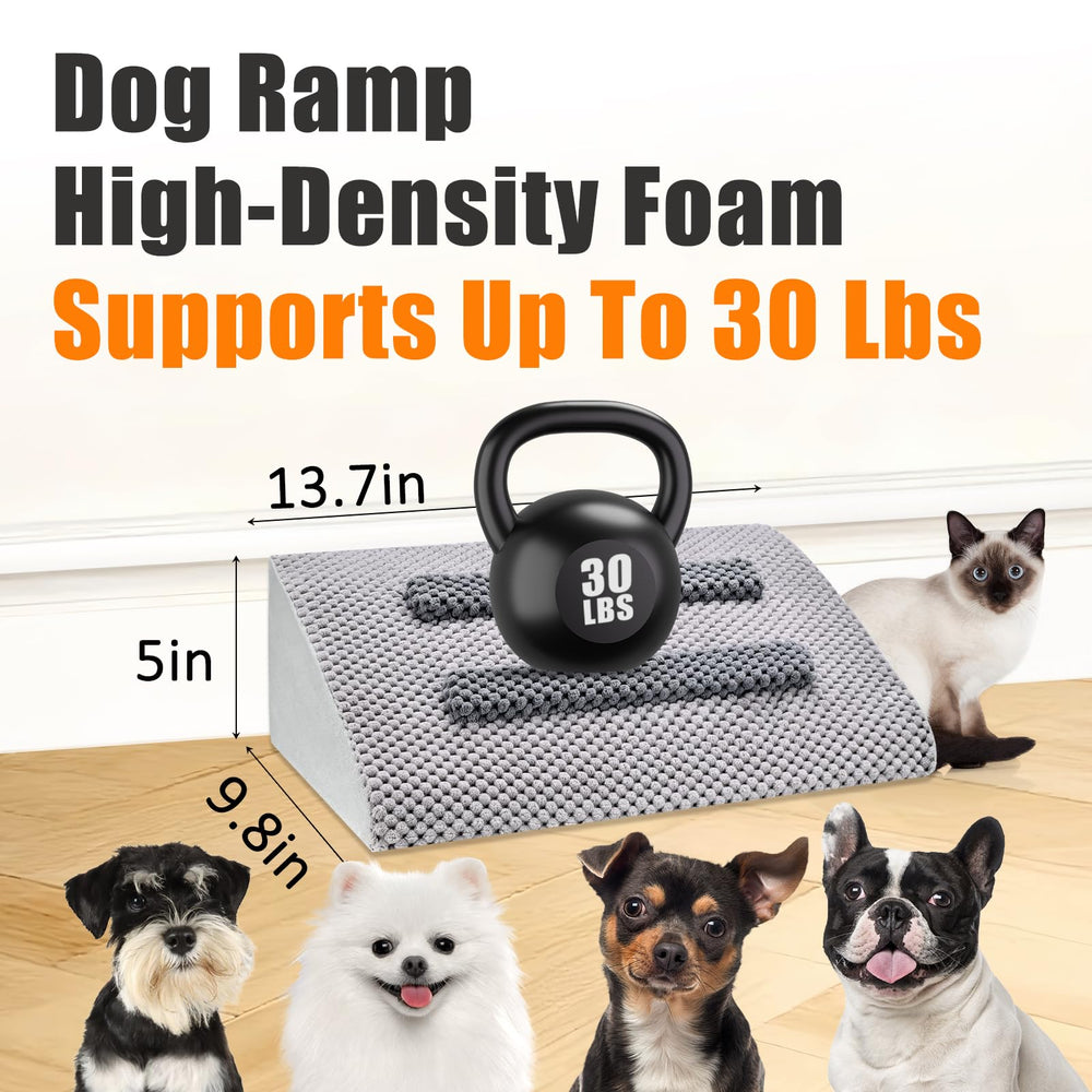 Inanil anti-slip bumps enhance grip on climbs.