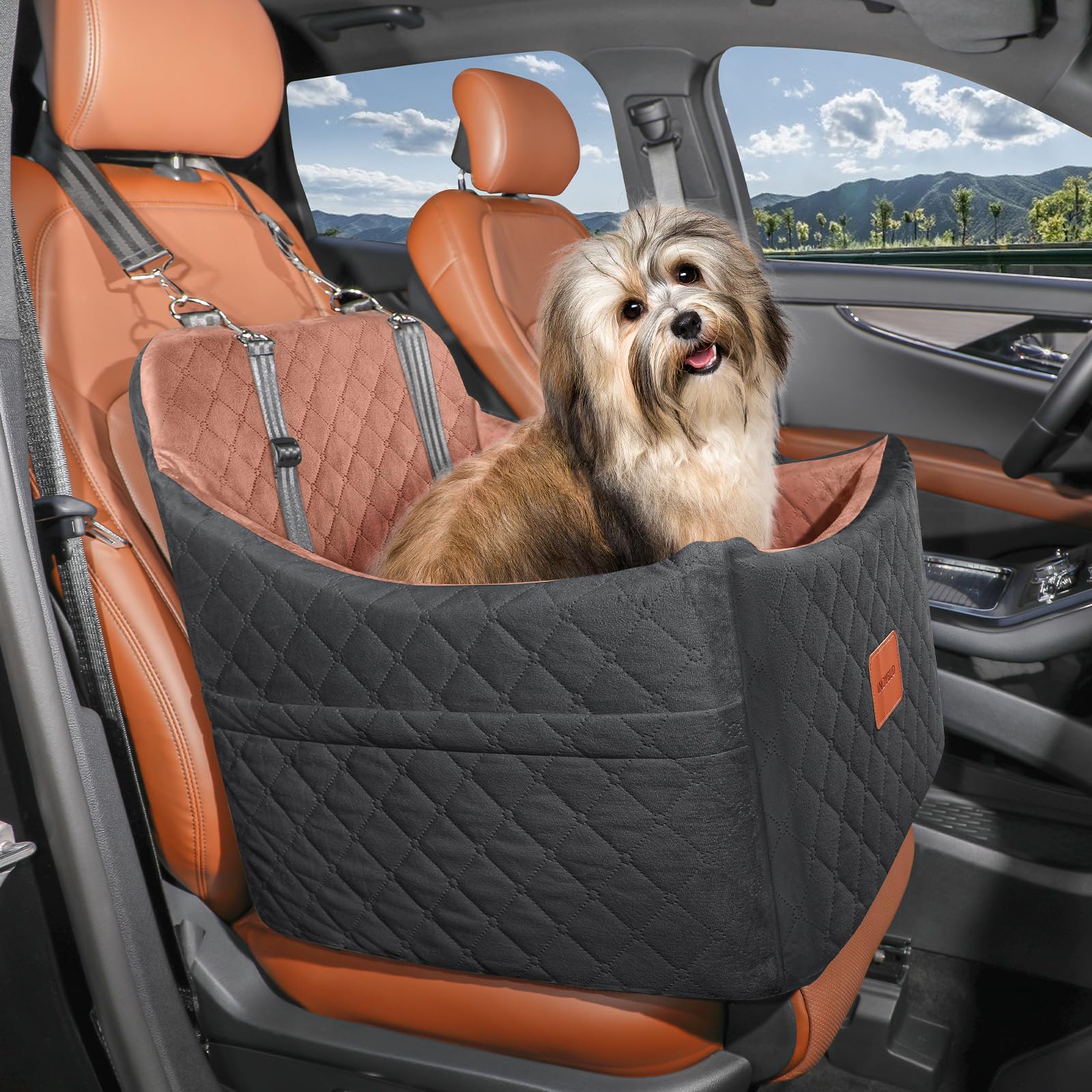 INDYBUD dog car seat in elevated position for better road view