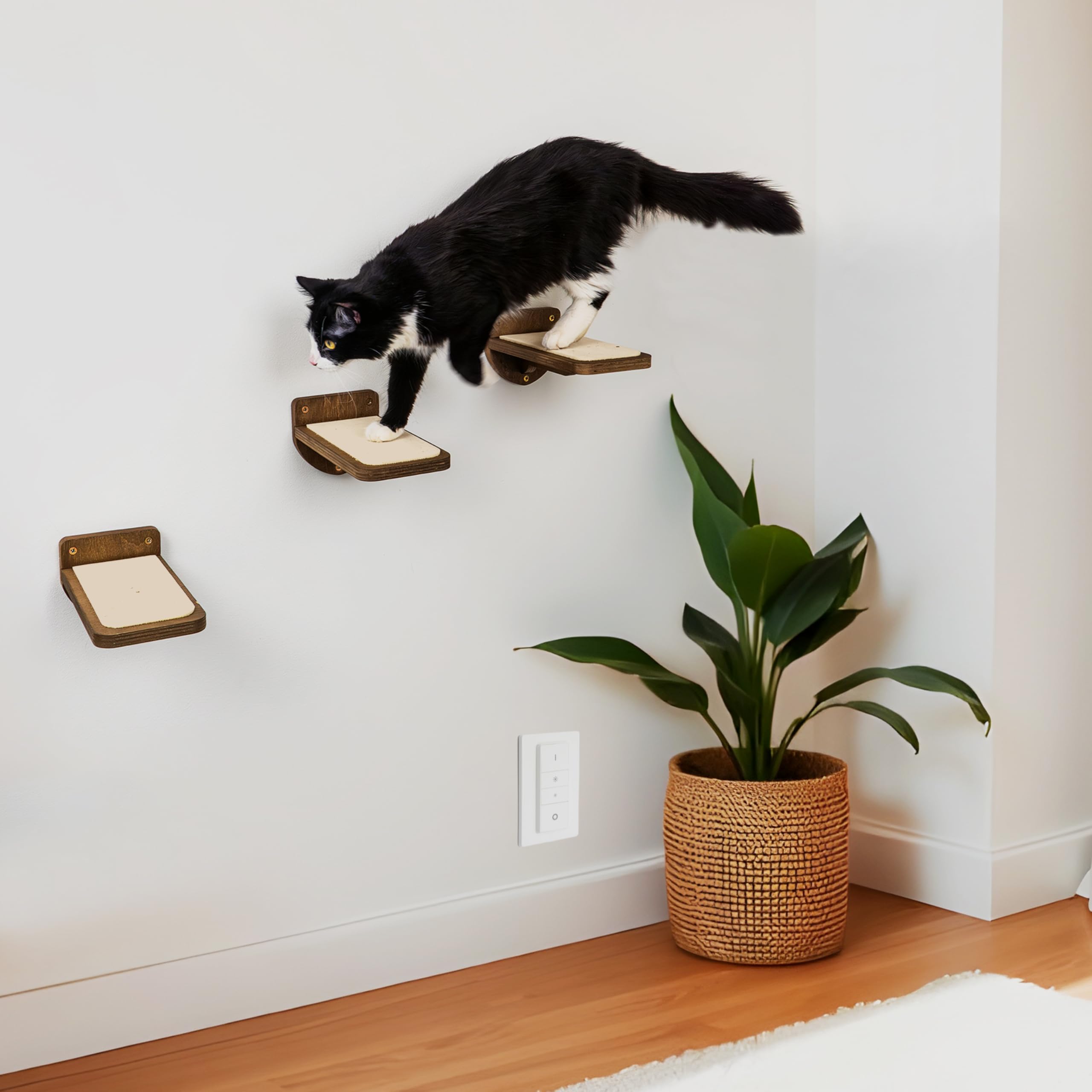 INICIO Space-saving design cat stairs blend with home decor