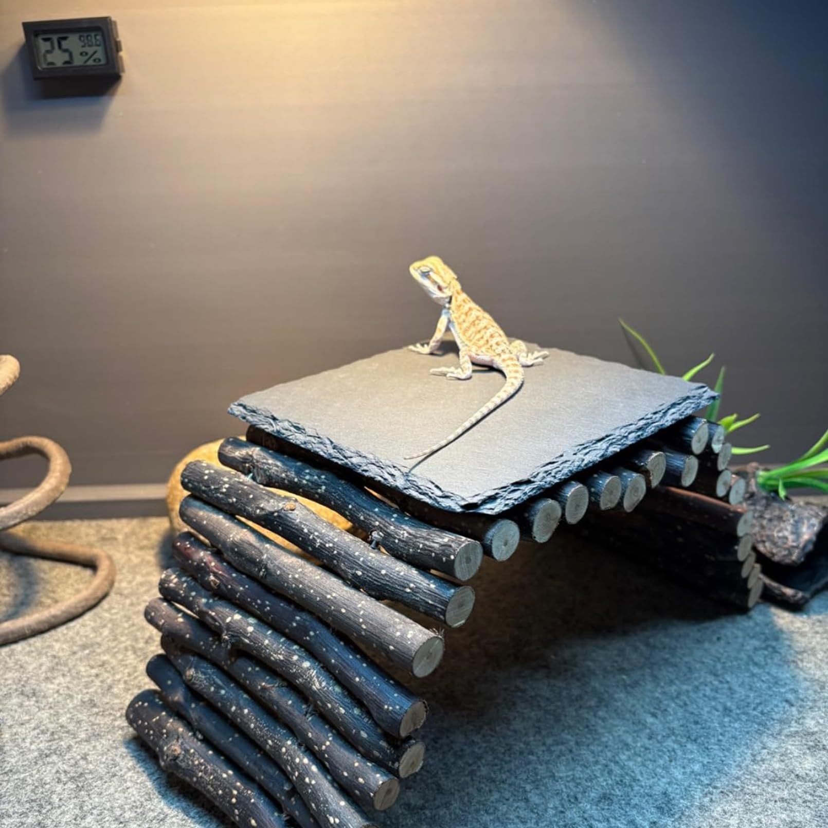 INOSCIND reinforced packaging protects slate during shipping