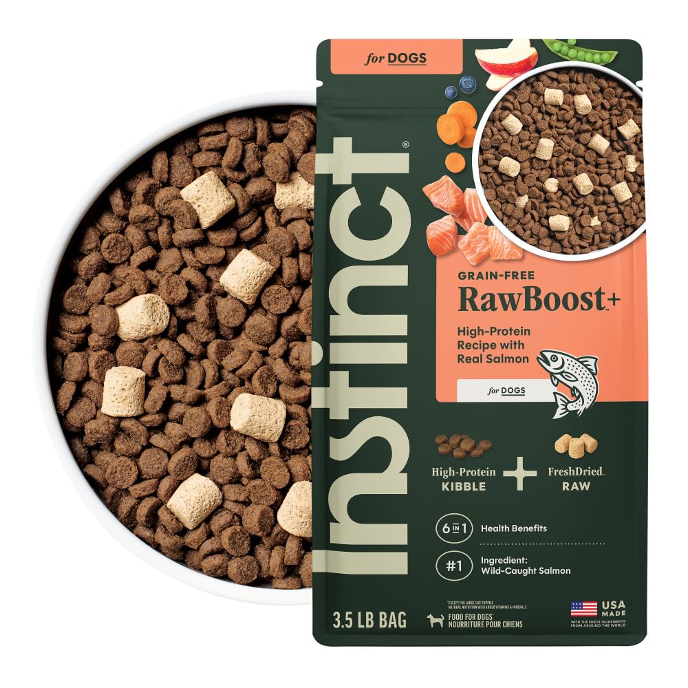 Instinct RawBoost bag front with real salmon supports lean muscles.