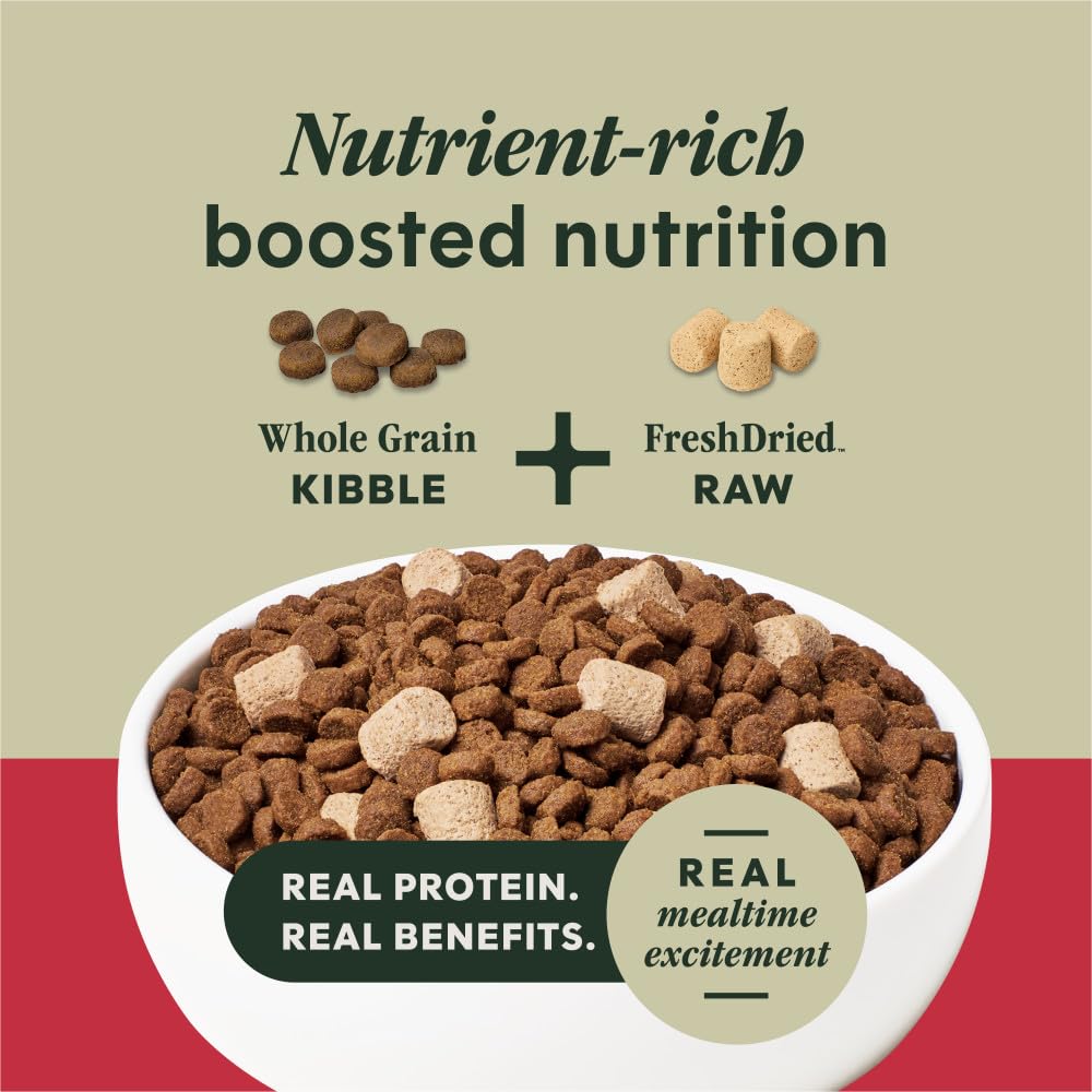FreshDried Raw pieces in Instinct RawBoost provide extra protein and bite.