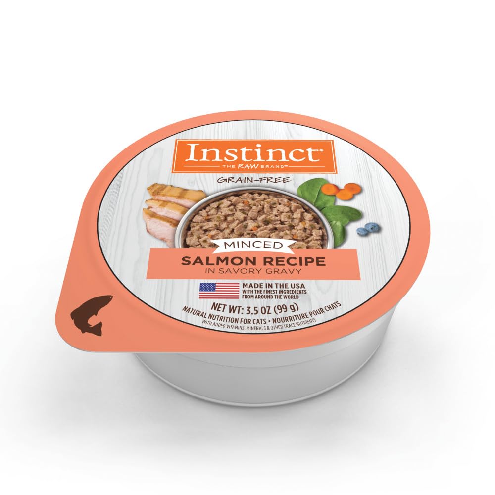 Instinct wild-caught salmon in broth promotes tasty meals and high-quality protein.