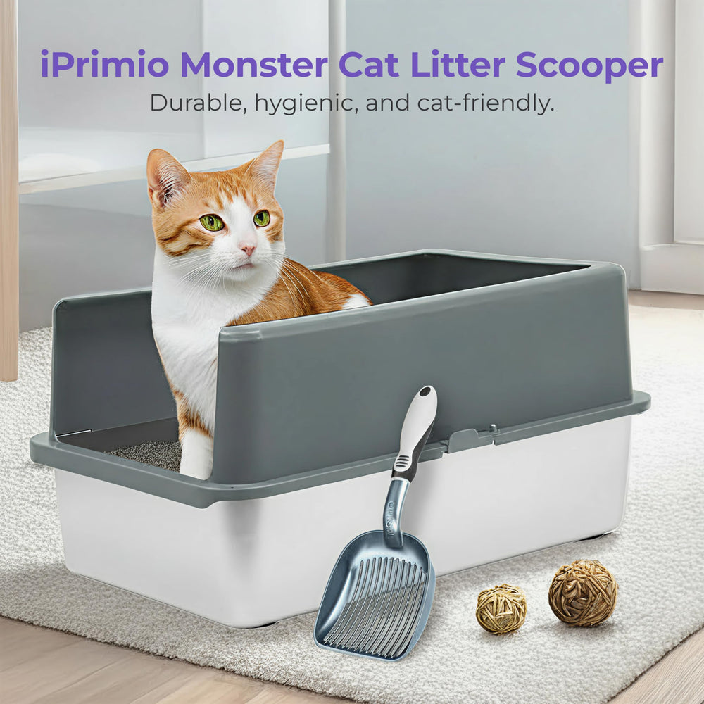 iPrimio ergonomic grip scoop demonstrating comfortable handling during scooping