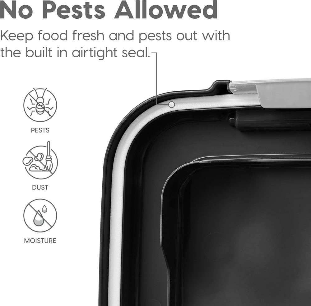 Translucent body of the IRIS USA container lets you see remaining food clearly.