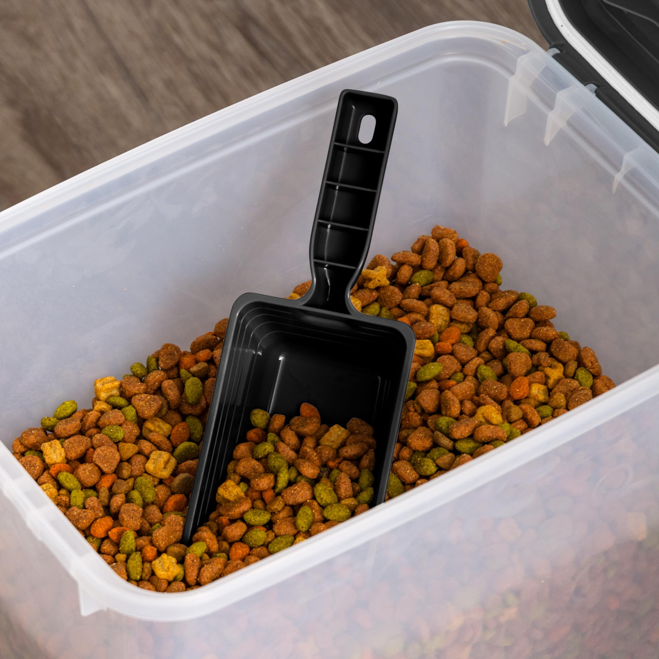 IRIS USA black sleek design complements modern homes and pet feeding spaces.