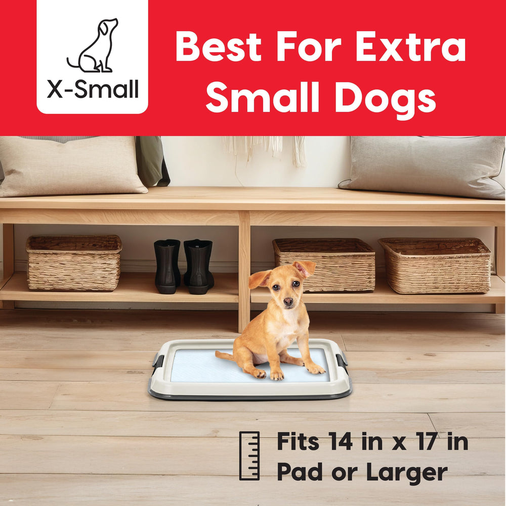 IRIS USA pee pad holder on non-skid feet keeps pads steady on floors