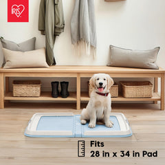 IRIS USA Pee Pad Holder non-slip feet stabilize the tray during training.