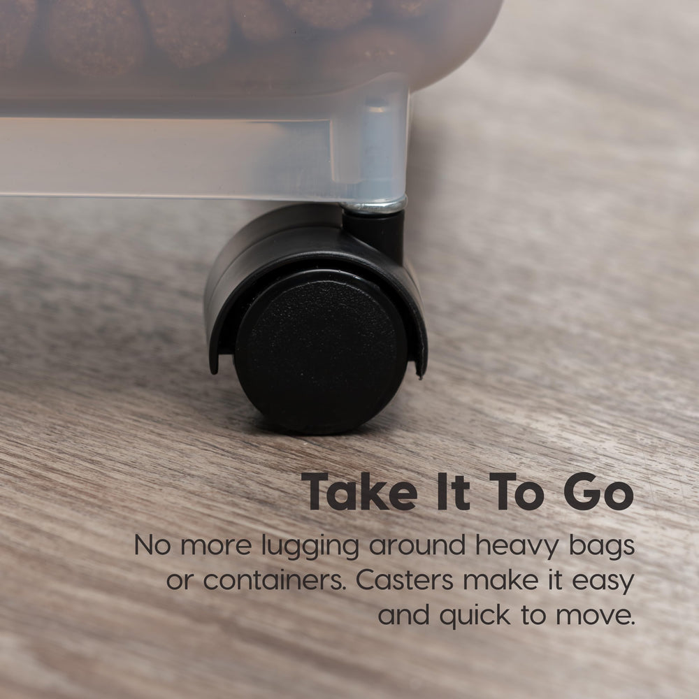 IRIS Remington translucent body lets you see remaining pet food at a glance