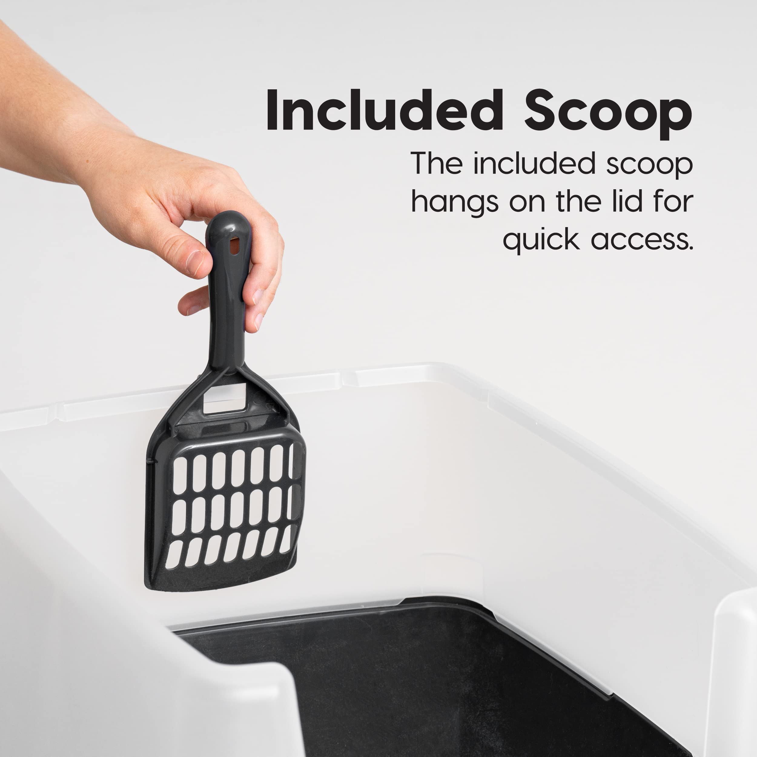 IRIS USA scoop-included litter box enables quick cleanup after use
