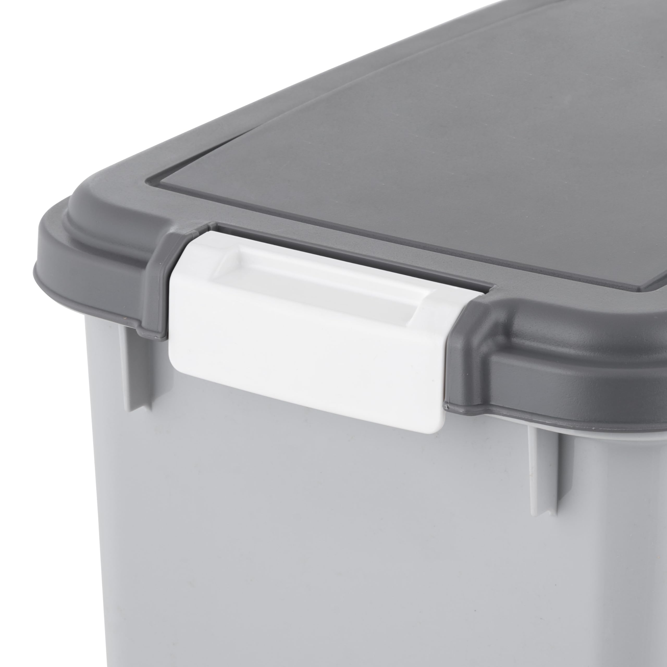 IRIS USA versatile storage for kibble, treats, cans, or toys