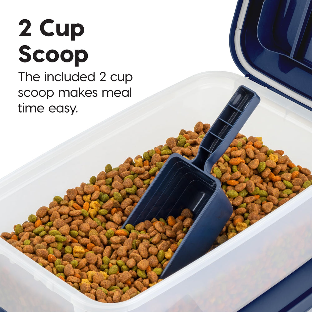 IRIS WeatherPro pest-proof design image highlighting pest deterrence on pantry shelves