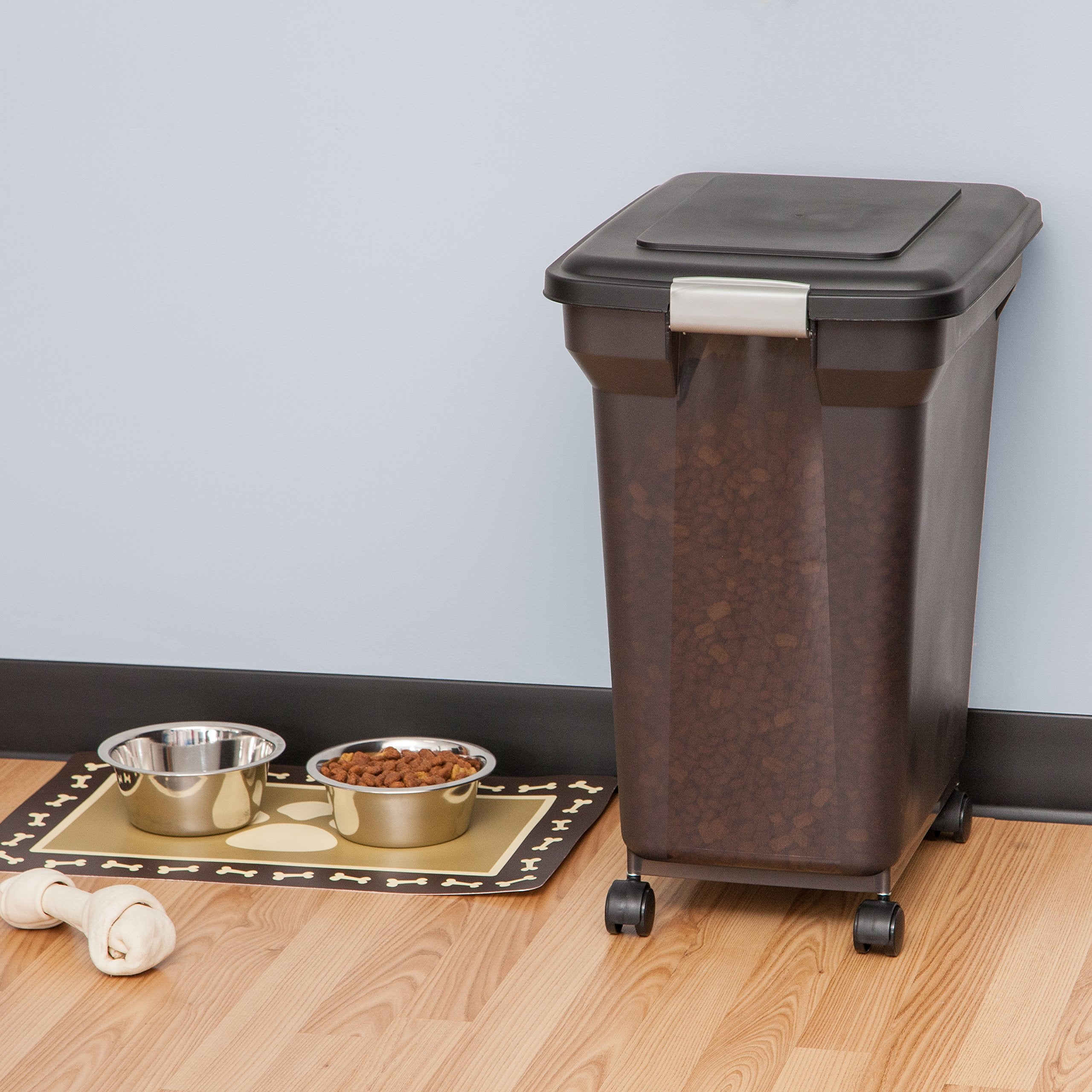 Wide top design facilitates easy scooping and quick refills.