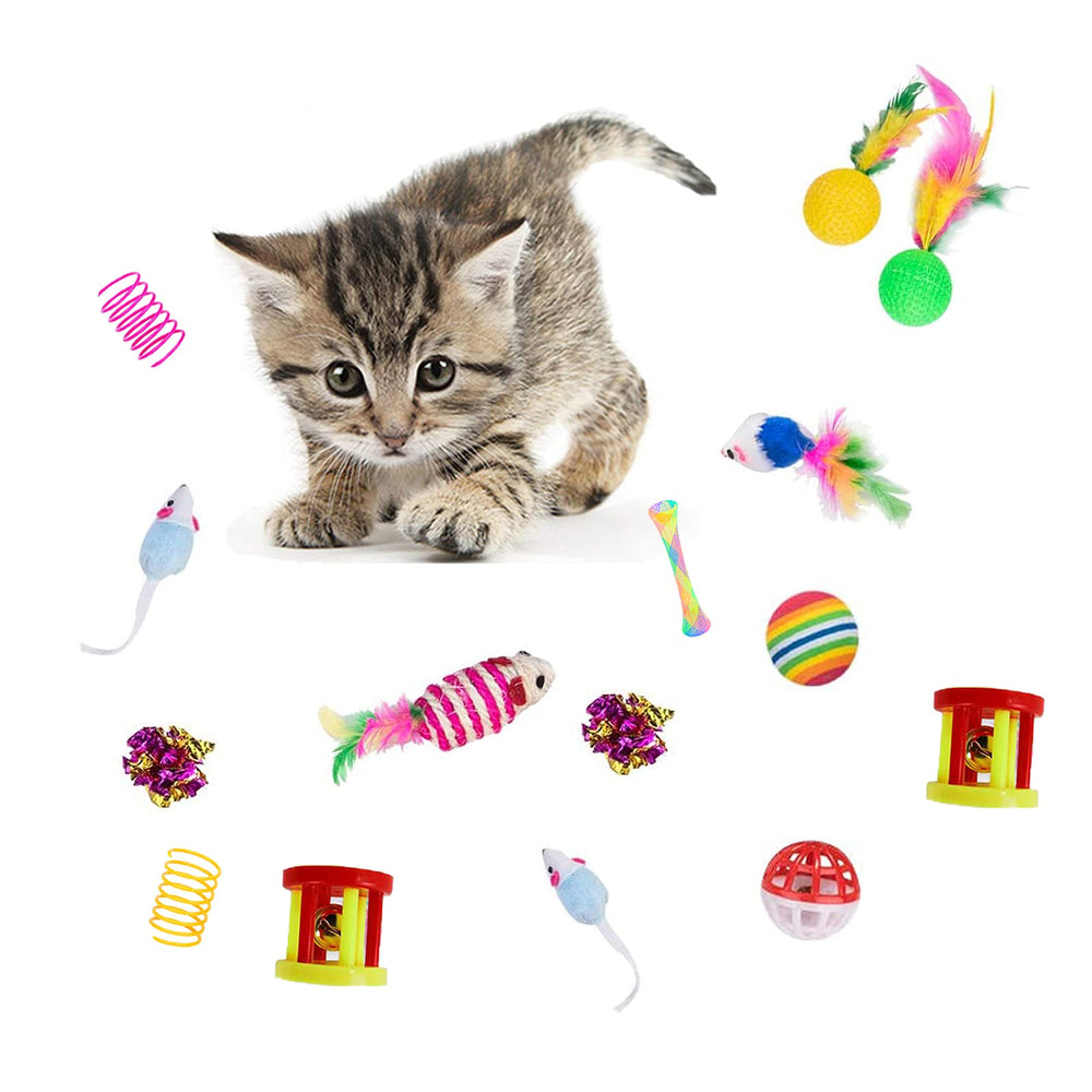 ISMARTEN fluffy mouse stimulates chasing instincts and tactile fun.