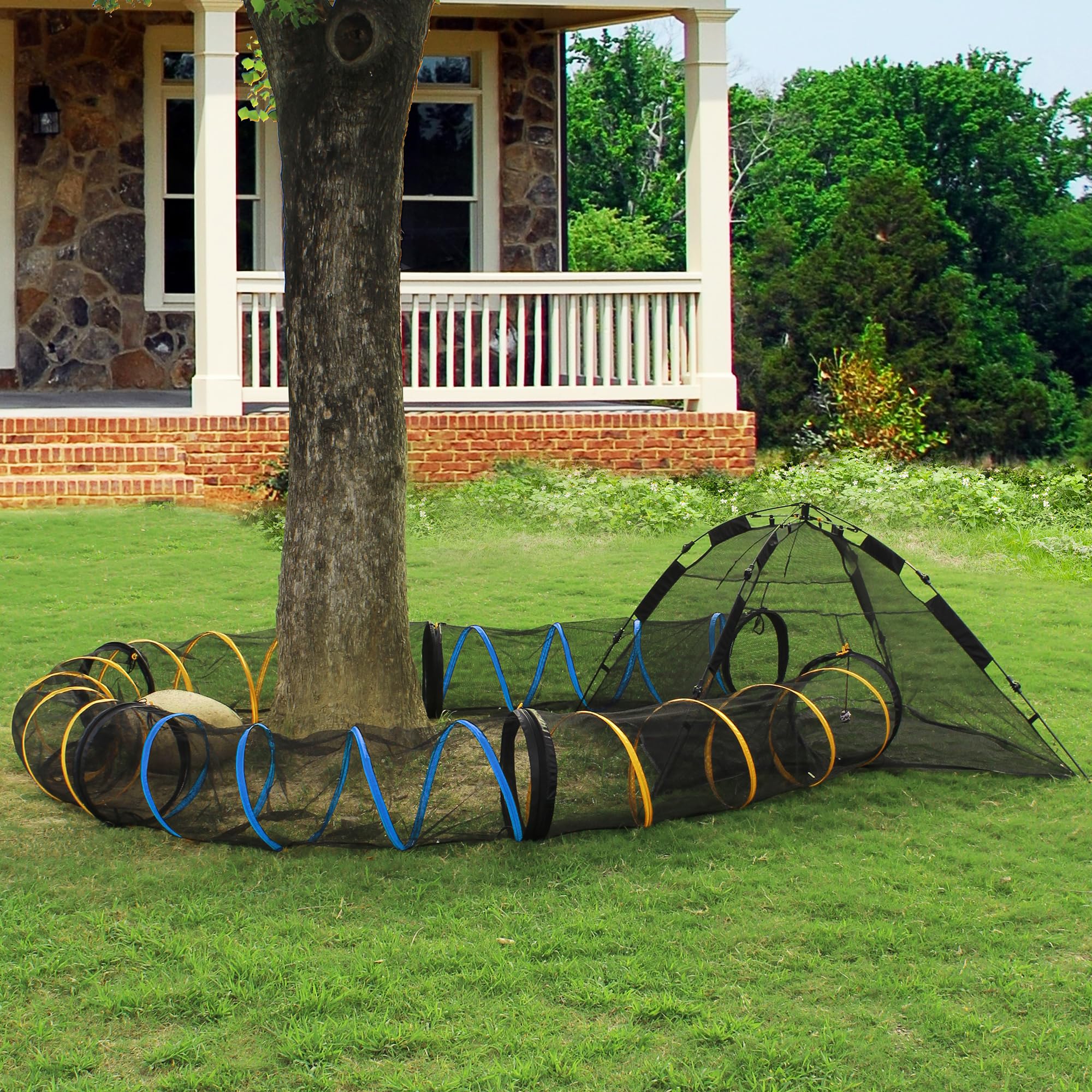 ITENT cat tunnel with dual zip doors for versatile play sessions.