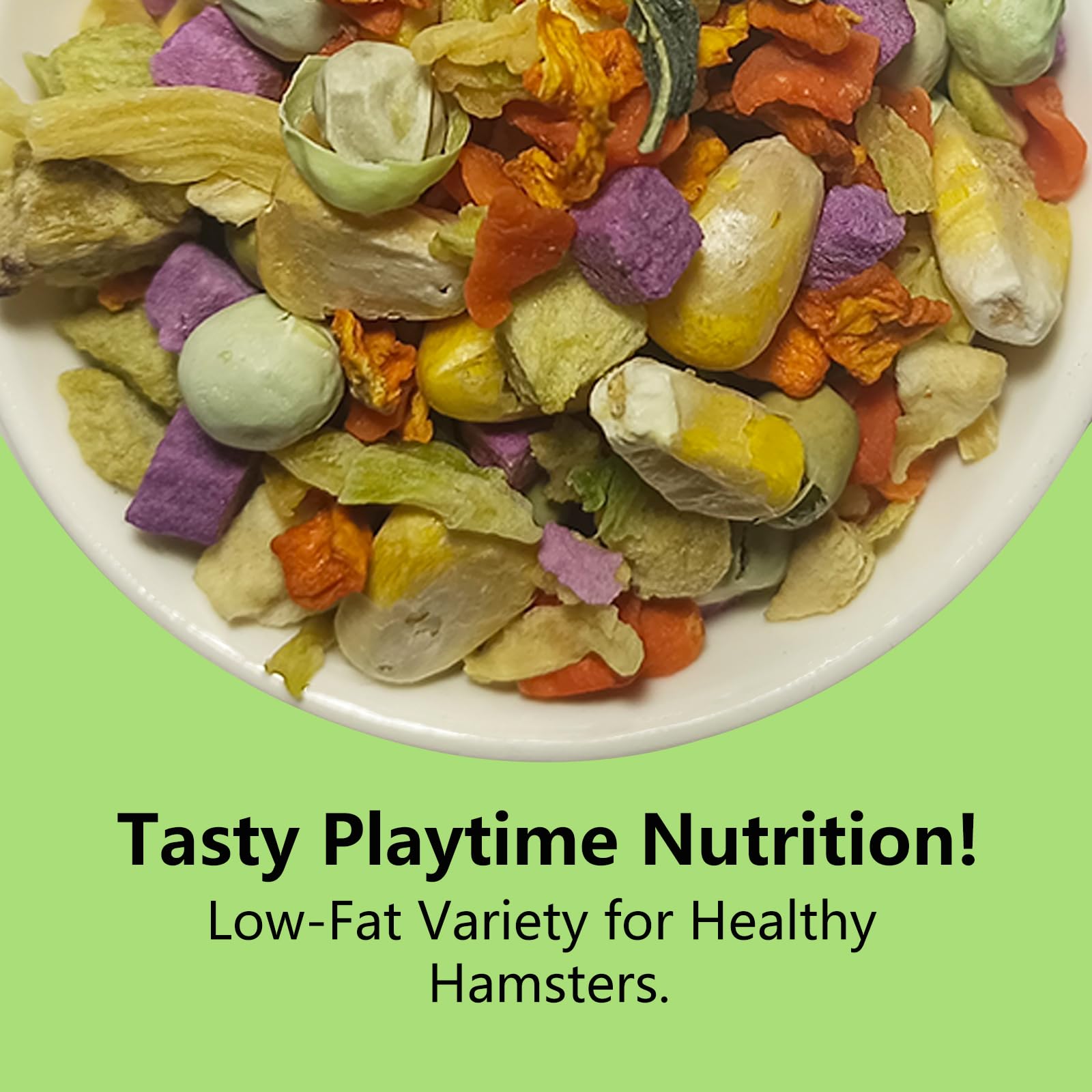 JADINGSFARM freeze-dried fruits and vegetables close-up reveals crunchy textures for small pets.