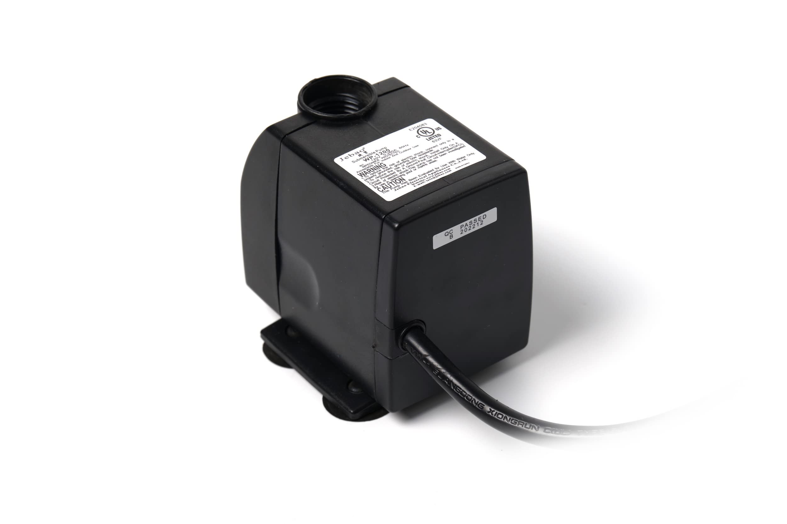 Six-foot power cord on the Jebao WP1500 for easy placement.