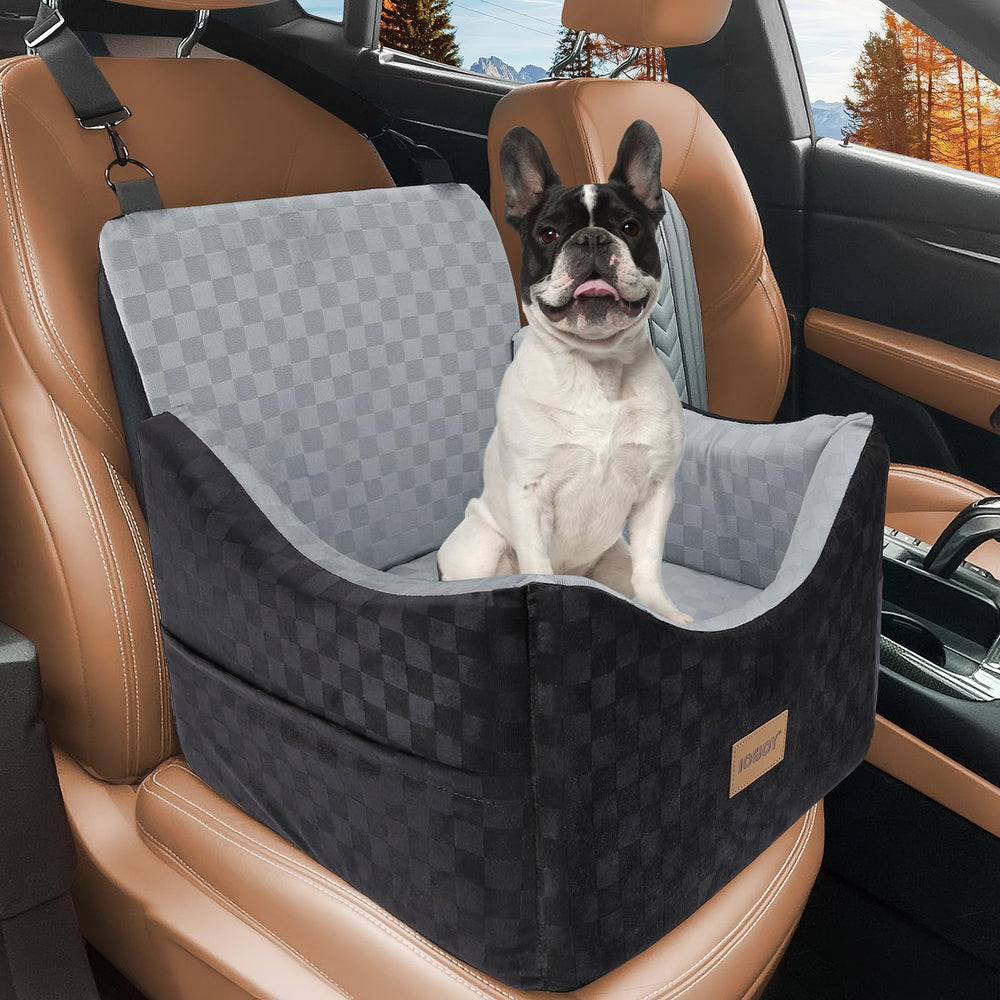 JOEJOY dual-material cover keeps dog cool with plush and faux leather