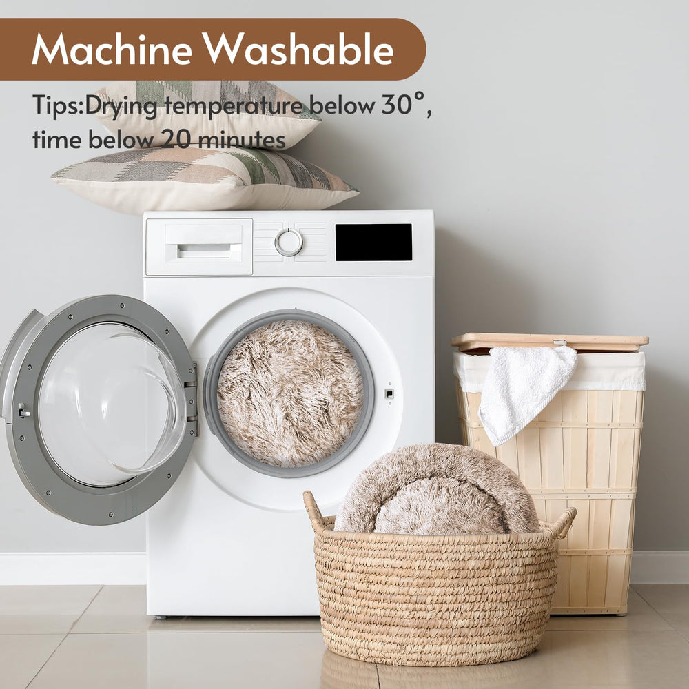 JOLLYVOGUE machine-washable pet bed for easy cleaning after play.