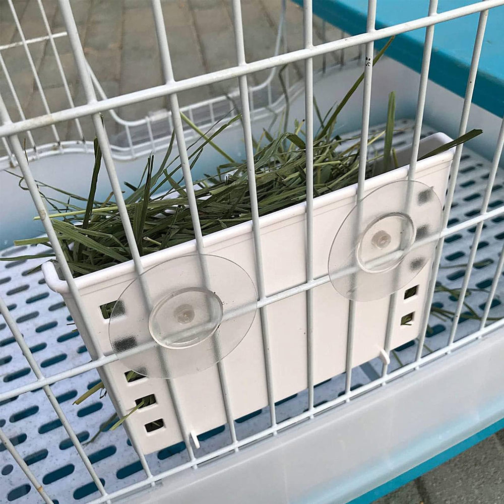 Kathson hay feeder minimizes waste by keeping hay in place.