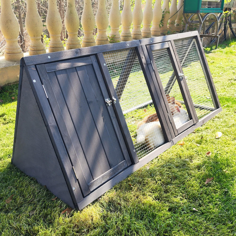 Kecreque multipurpose coop ideal for quail, chicks, ducks in a garden