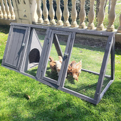 Kecreque small animal cage showcasing nesting box protection against rain and cold