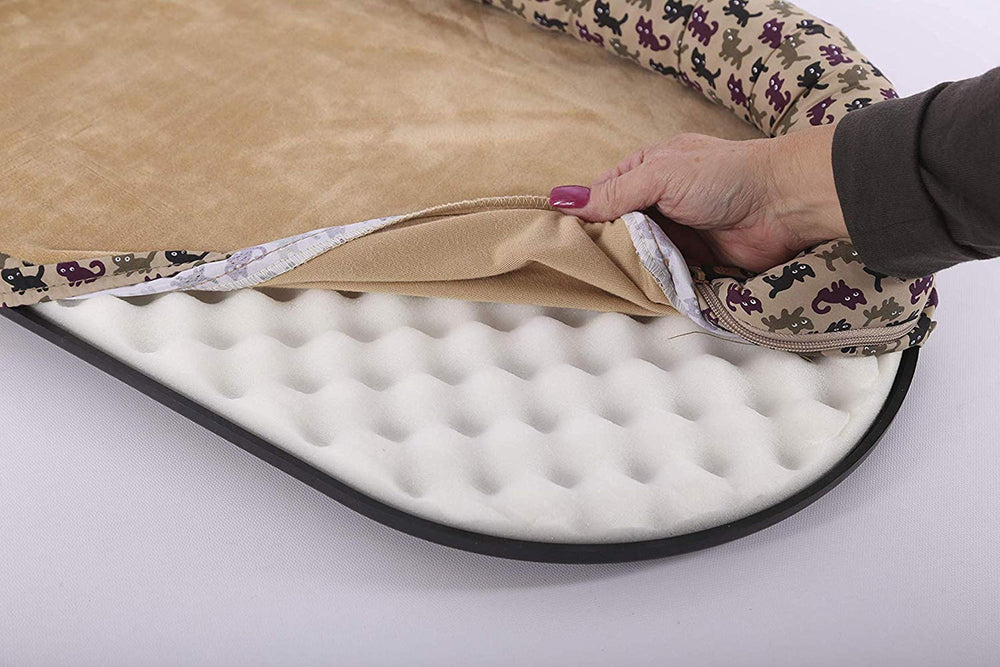 K&H soft microfleece lining adds plush comfort.