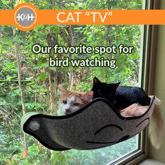 Amazin’ Kitty Pad is machine washable and keeps the surface warm.