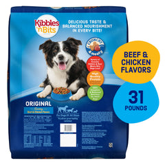 Kibbles 'n Bits Original texture close-up shows crunchy kibble and meaty bits.
