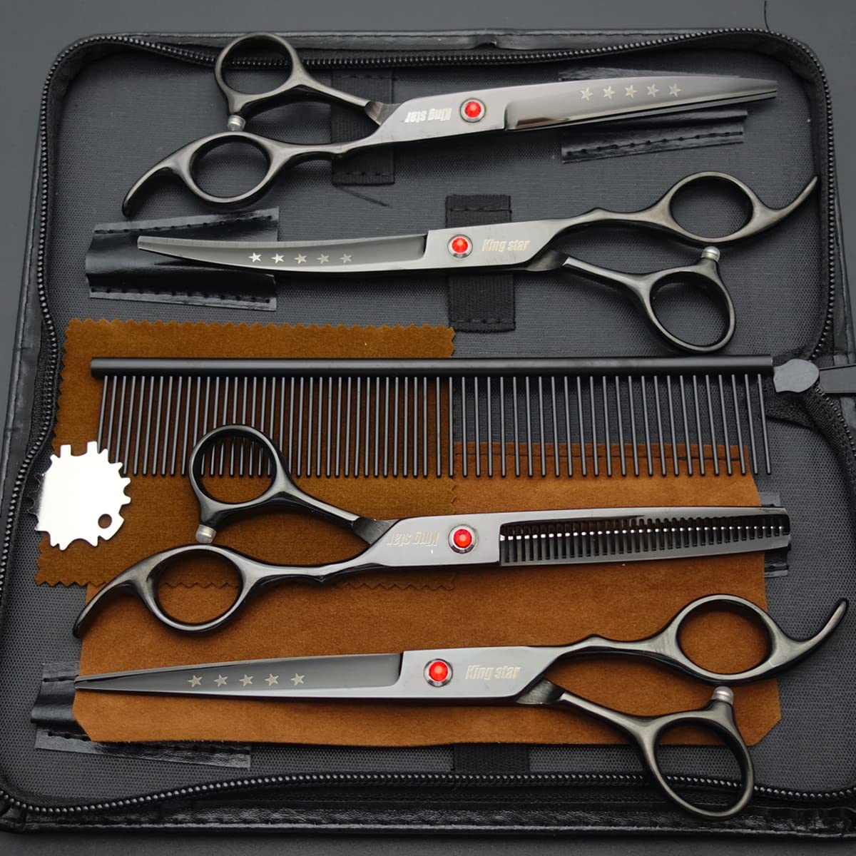 KINGSTAR thinning dog scissors for even texture and a natural finish.