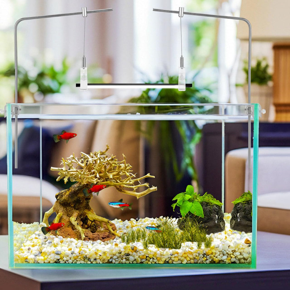 Kisangel aluminum-alloy bracket demonstrates durable support for humid aquarium environments.