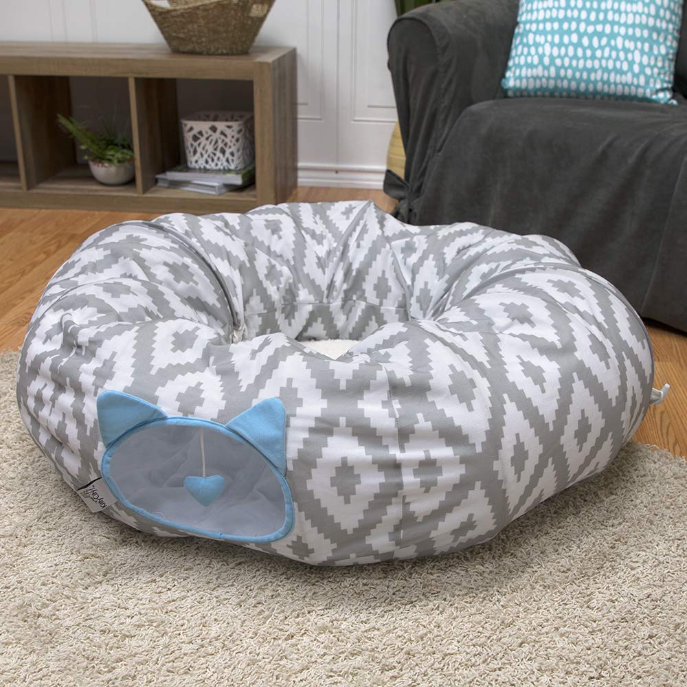 Kitty City collapsible design travels easily and stores neatly.