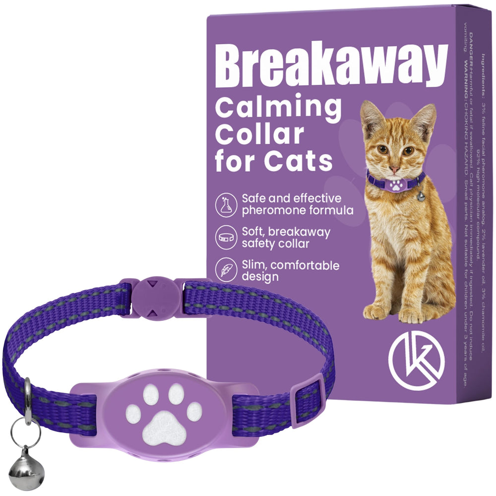 Kitty Kompass Breakaway Collar safety clasp ensures safe, all-day wear.