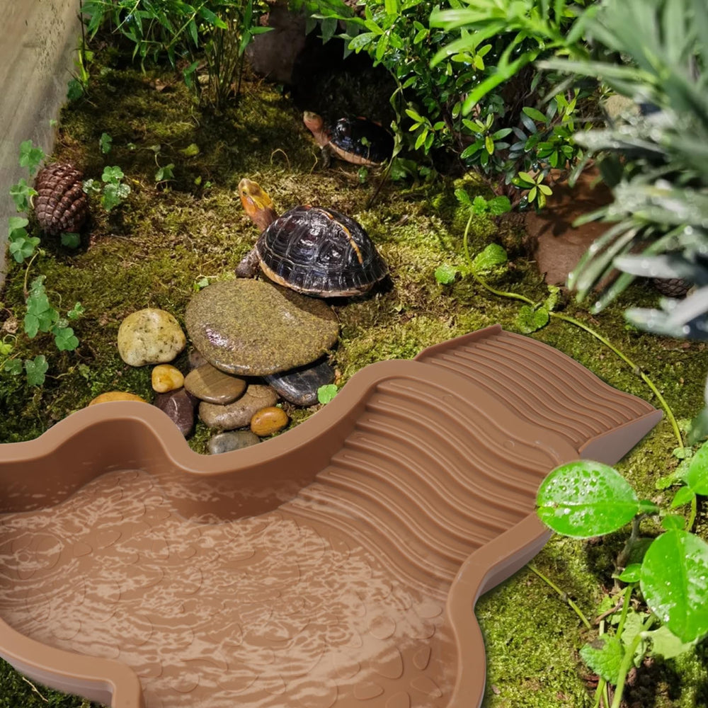 KKONHII portable pet pond suitable for indoor and outdoor setups.