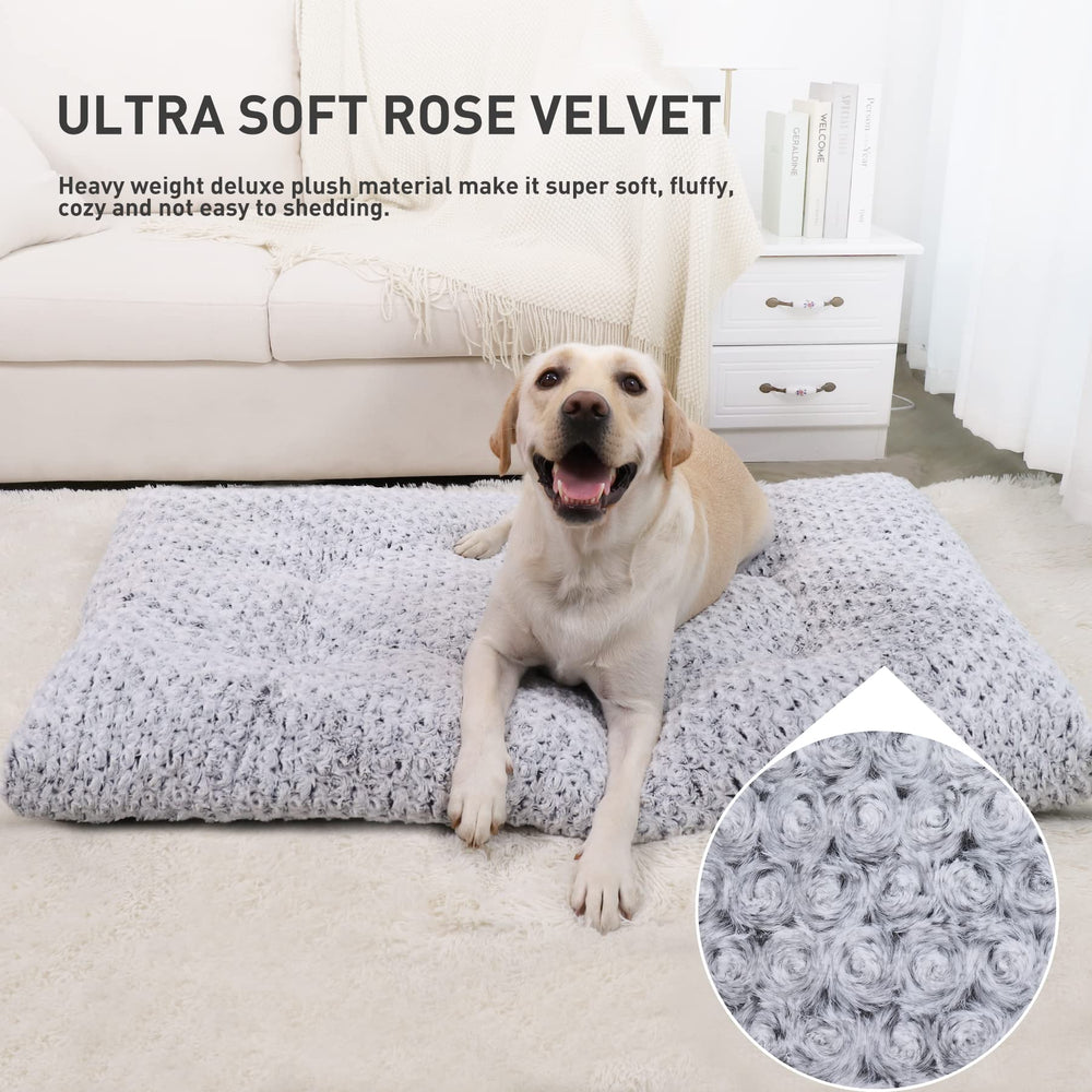 KSIIA Washable Dog Bed Deluxe in crate demonstrates generous size for large dogs.