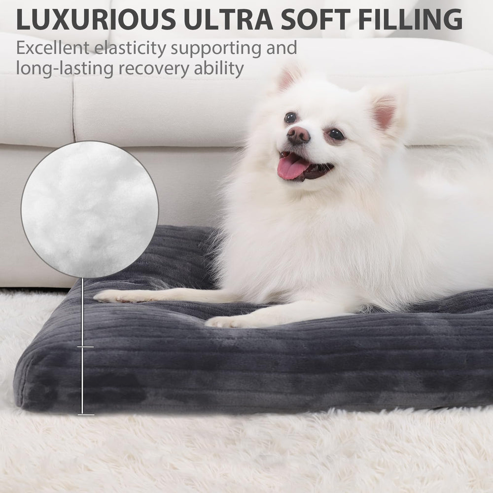 KSIIA dog crate bed anti-slip bottom detail for secure placement.