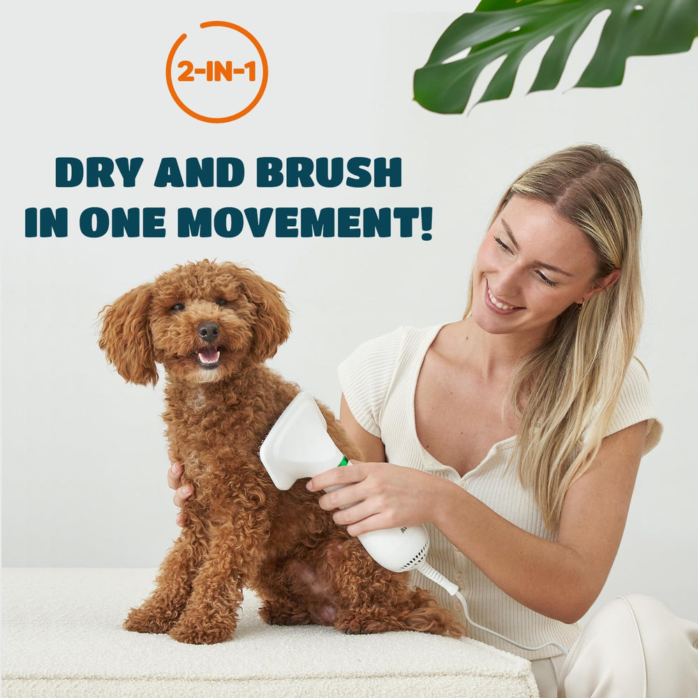 KUUBIA compact 13-ounce design makes grooming on the go easy.