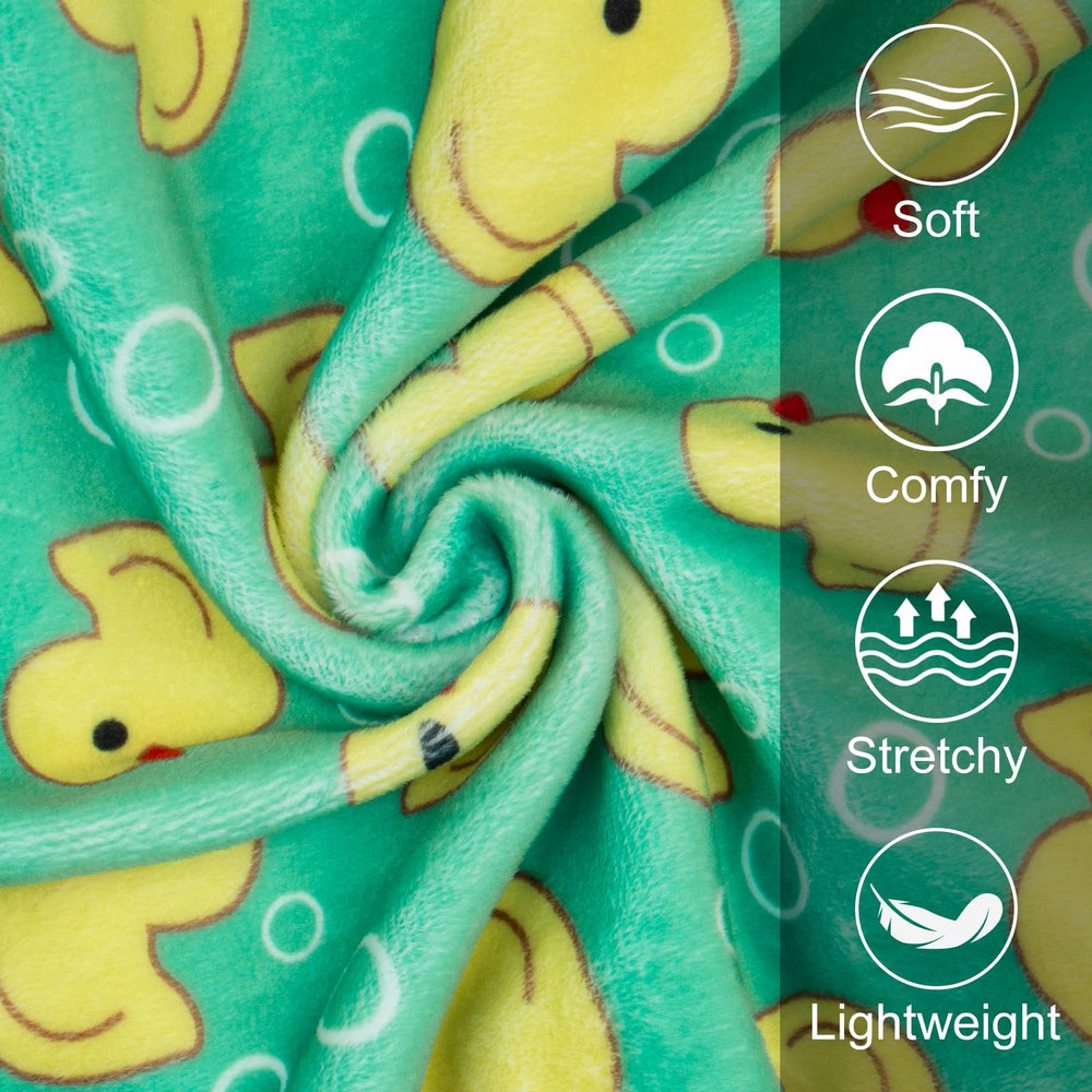 KYEESE skin-friendly cover keeps dogs warm and reduces shedding on furniture and beds.
