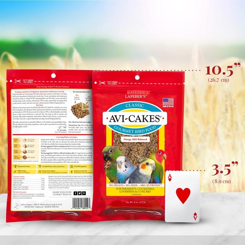 Multi-species friendly Avi-Cakes suitable for cockatiels and lovebirds