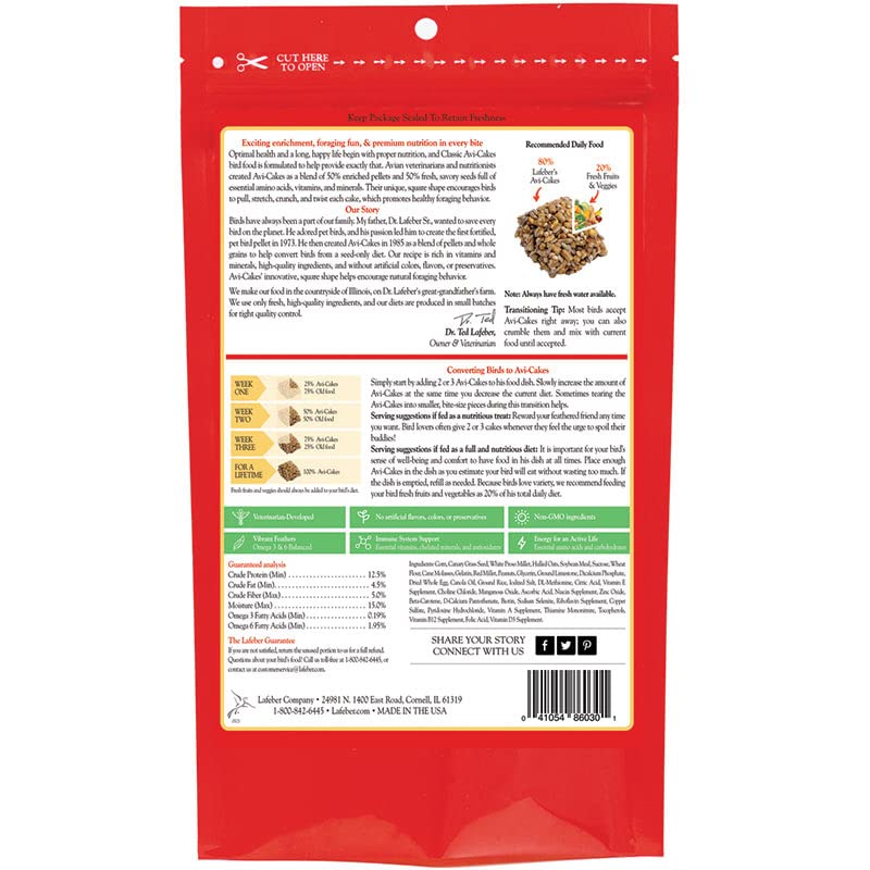 LAFEBER'S Avi-Cakes non-GMO badge reinforces ingredient transparency and quality.