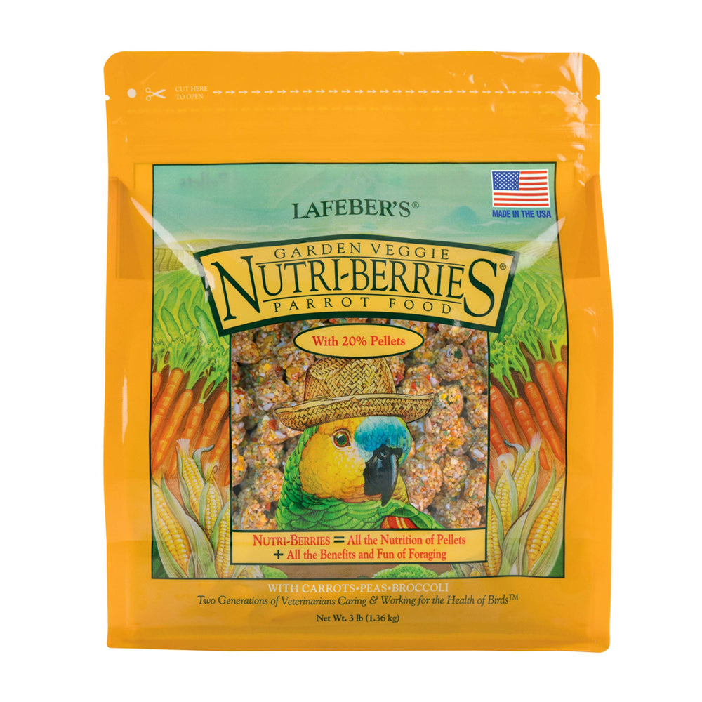 LAFEBER'S Garden Veggie Nutri-Berries pellets for parrots promote foraging play