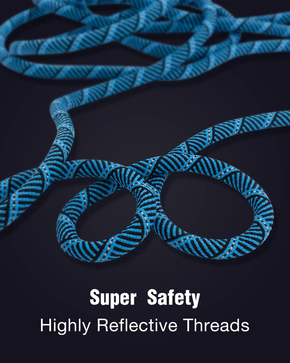Lanwandeng dog leash features reflective stitching for better night visibility.
