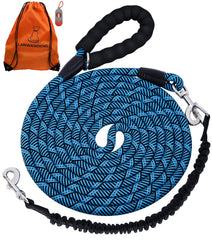 Lanwandeng long dog leash 15ft with reflective threads for controlled walks.