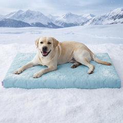 LE SURE XXL cooling bed cover close-up with bamboo blend for cooler comfort